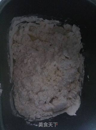 美味披萨的做法步骤：1