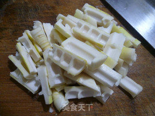 雪菜煮雷笋的做法步骤：3