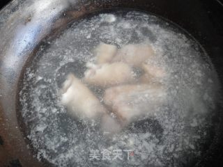 黄豆炖猪蹄的做法步骤：3