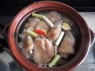 黄豆炖猪蹄的做法步骤：5