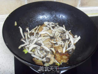 蟹味猪肉炖粉条的做法步骤：4