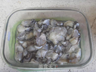 萝卜丝海蛎馅水饺的做法步骤：2