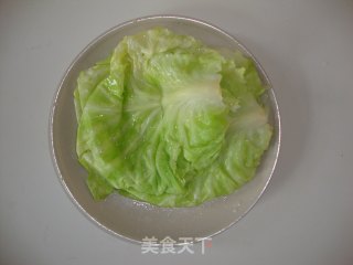 卷心菜肉卷的做法步骤：3