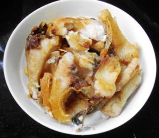 暖和煲仔菜--豉香腐竹鱼煲的做法步骤：6