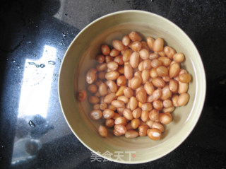 醋泡花生---绝对解腻又能防治心血管疾病的小吃的做法步骤：2