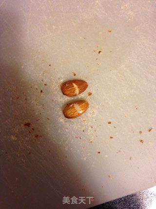 不用奶粉和微波炉就能做的牛轧糖的做法步骤：1