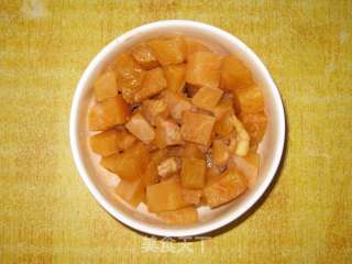 角瓜炒鸡丁的做法步骤：2