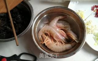 烧大虾的做法步骤：1