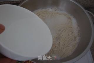 蒜花挂面的做法步骤：3