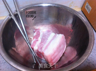 黄酒炖肉的做法步骤：1