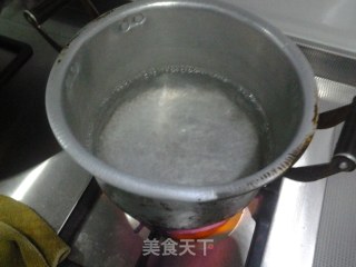 银耳枸杞汤的做法步骤：2