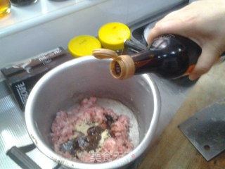 油泼辣子酸汤水饺的做法步骤：7