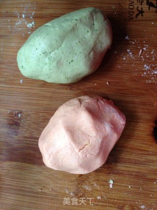 双佳节吃元宵——双色蔬菜肉汤圆的做法步骤：3