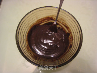 巧克力熔岩蛋糕的做法步骤：2