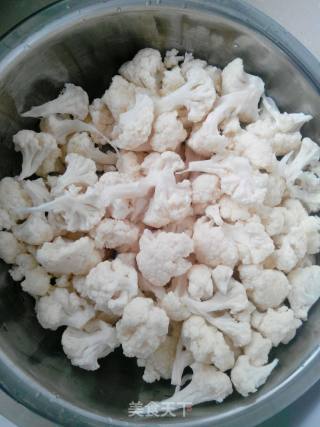 肉片炒菜花的做法步骤：2