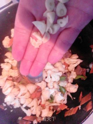 肉片炒菜花的做法步骤：14