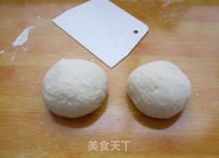 培根麦穗面包的做法步骤：2