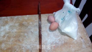 家常手擀面的做法步骤：1