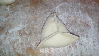 红糖三角包的做法步骤：7