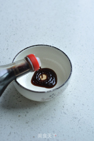 糖醋排骨的做法步骤：3