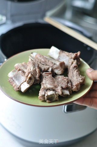 糖醋排骨的做法步骤：7