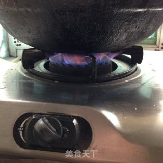 干锅康师傅香辣牛肉面（独家做法）的做法步骤：2