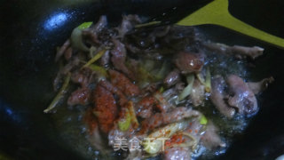 炒猪心的做法步骤：8