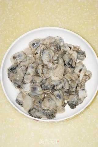 炸蛎黄的做法步骤：1