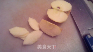 感受味蕾的跳动——金黄苹果酱的做法步骤：1