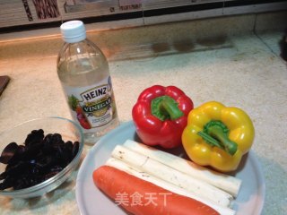 醋溜黑木耳山药片的做法步骤：2