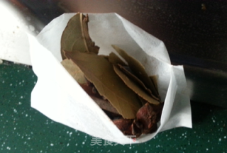 红米卤肉的做法步骤：2