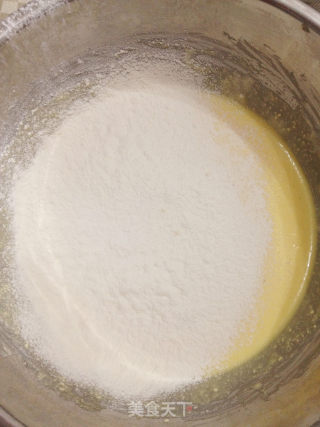 轻芝士蛋糕（6寸）的做法步骤：8