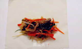榨菜银丝卷的做法步骤：9