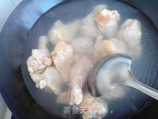 焦香鸡翅根的做法步骤：1