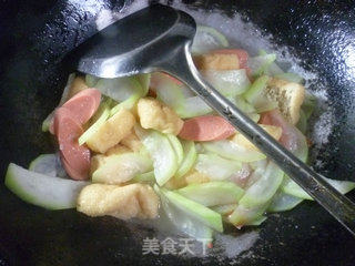 火腿肠油豆腐炒夜开花的做法步骤：9