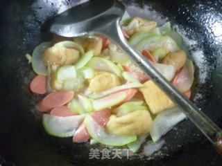 火腿肠油豆腐炒夜开花的做法步骤：12