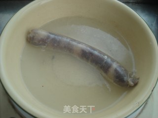 香肠西芹炒饭的做法步骤：2