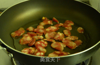 芝香荷兰豆炒腊肠的做法步骤：4