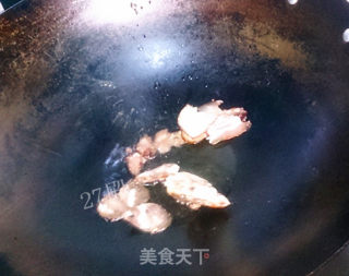 27的烹饪日记——剩菜剩饭的又一次华丽转身“腊肠大头菜燕麦炒饭”的做法步骤：3