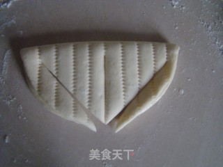 双桃夹馒头的做法步骤：5