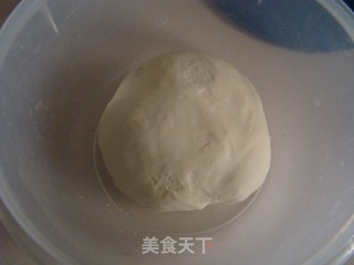 双桃夹馒头的做法步骤：1