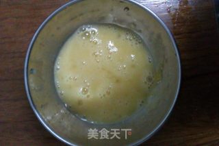 虾仁蛋炒饭的做法步骤：1