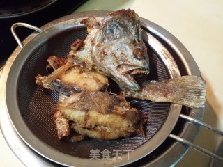 椒盐黄鱼的做法步骤：4