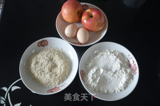 甜甜苹果圈的做法步骤：1