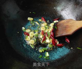 油润辣爆虾的做法步骤：7