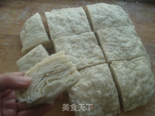 鲜肉千层饼的做法步骤：11