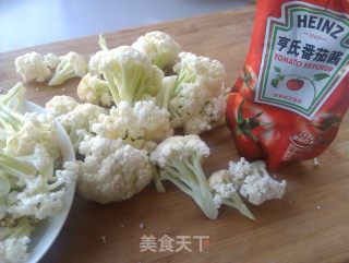 番茄酱培根炒花椰菜的做法步骤：1