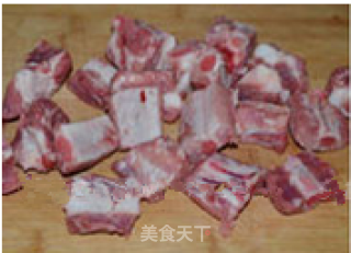 香橙排骨的做法步骤：1