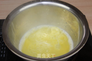 天鹅泡芙——高雅大气上档次爱他需要理由么？的做法步骤：3