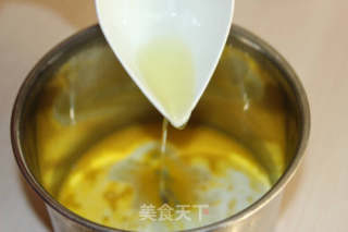 奶油纸杯蛋糕——Cup Cake好吃到让人垂涎欲滴的做法步骤：3